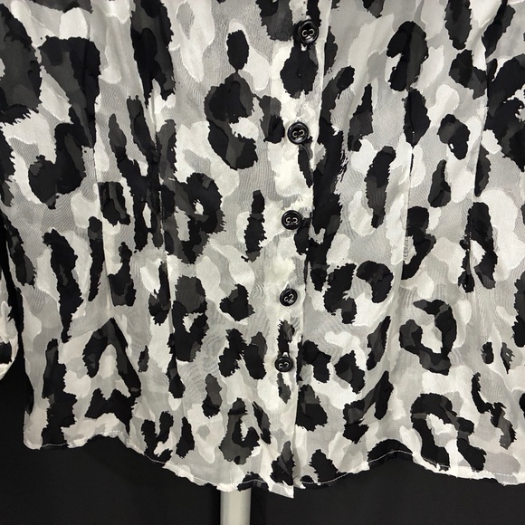 100% Silk L.A.M.B. Button Front Blouse with Tie or Pussybow Animal Print - Picture 7 of 11